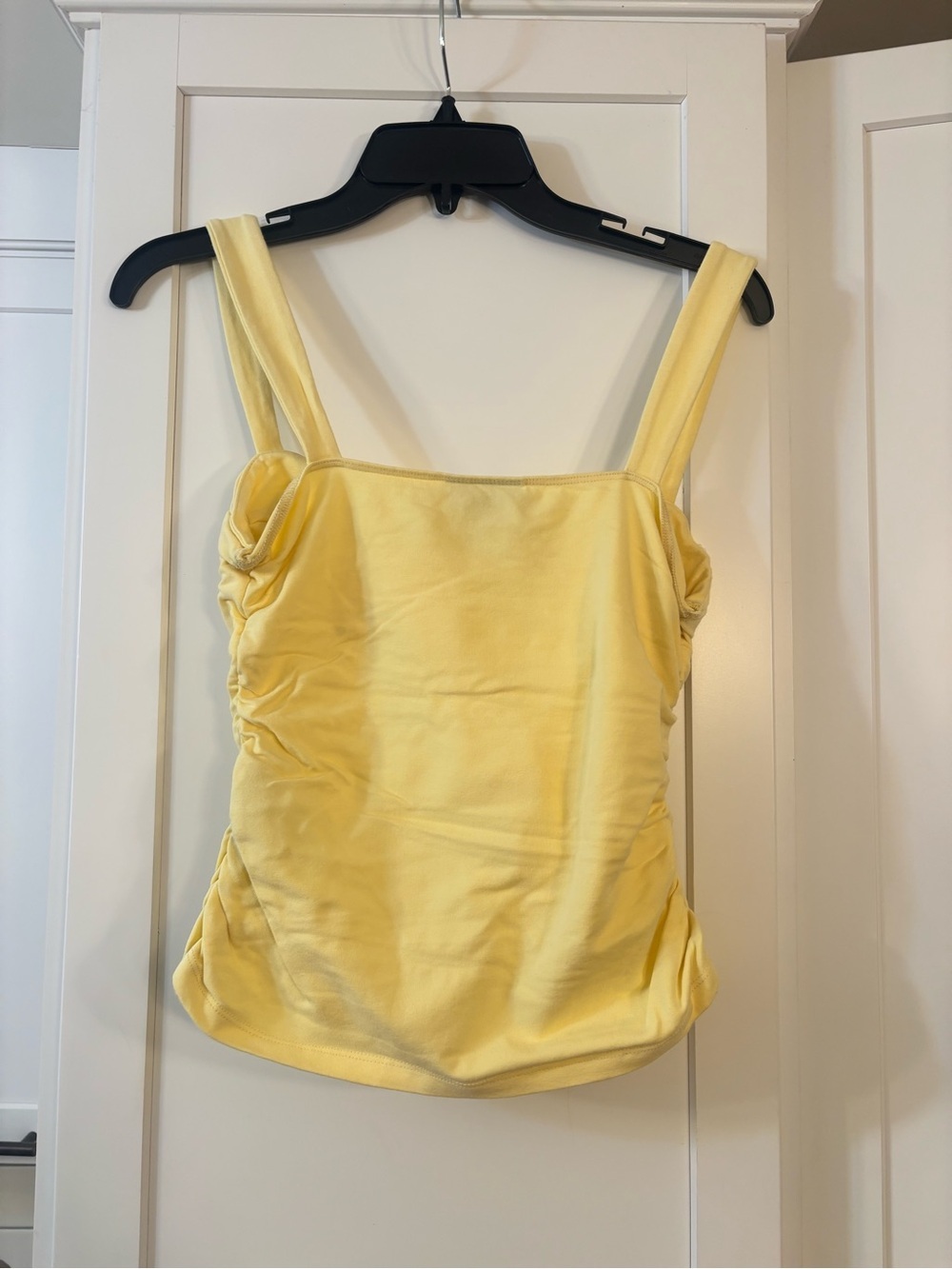 new Reformation Trish layered sweetheart neckline knit tank top in Pineapple - Picture 6 of 11